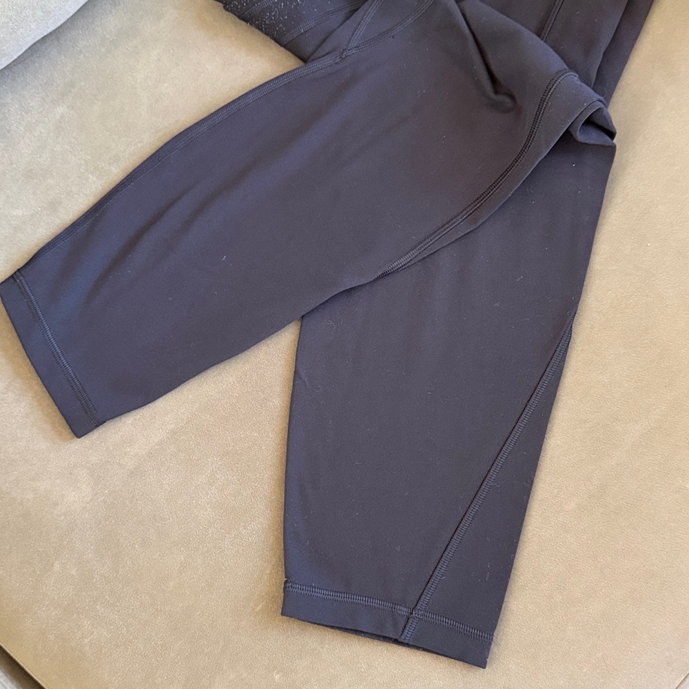 Lululemon Align 25” High-Rise Black Leggings with Side Pockets - Picture 7 of 7